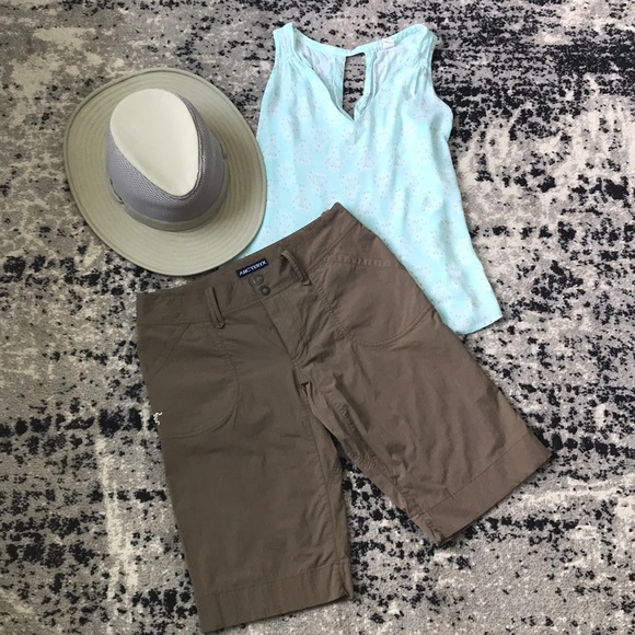 Arc'teryx Pants - 💔SOLD NWOT Arcteryx Bermuda shorts size 2